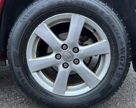 Красный Тойота РАВ 4, объемом двигателя 2.4 л и пробегом 336 тыс. км за 10300 $, фото 6 на Automoto.ua