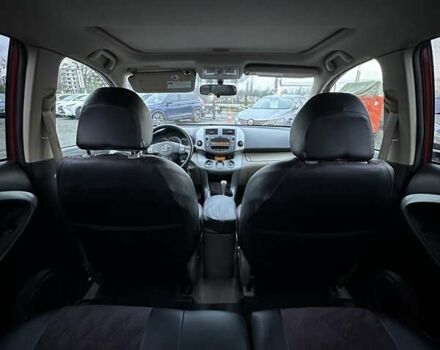 Красный Тойота РАВ 4, объемом двигателя 2.4 л и пробегом 336 тыс. км за 10300 $, фото 13 на Automoto.ua