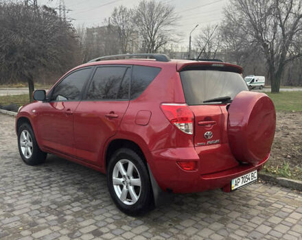 Красный Тойота РАВ 4, объемом двигателя 2 л и пробегом 168 тыс. км за 11500 $, фото 2 на Automoto.ua