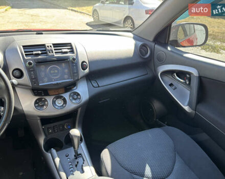 Красный Тойота РАВ 4, объемом двигателя 2 л и пробегом 168 тыс. км за 10500 $, фото 10 на Automoto.ua