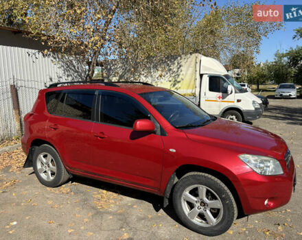 Красный Тойота РАВ 4, объемом двигателя 2 л и пробегом 168 тыс. км за 10500 $, фото 2 на Automoto.ua
