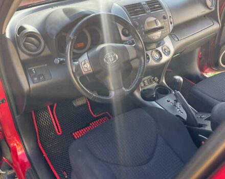 Красный Тойота РАВ 4, объемом двигателя 2 л и пробегом 190 тыс. км за 10000 $, фото 10 на Automoto.ua