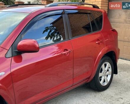 Красный Тойота РАВ 4, объемом двигателя 2.36 л и пробегом 200 тыс. км за 9999 $, фото 8 на Automoto.ua