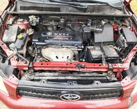 Красный Тойота РАВ 4, объемом двигателя 2 л и пробегом 337 тыс. км за 8500 $, фото 4 на Automoto.ua