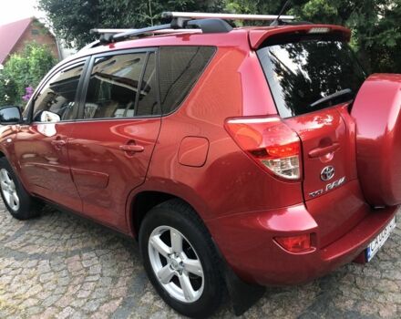 Красный Тойота РАВ 4, объемом двигателя 2 л и пробегом 232 тыс. км за 8999 $, фото 5 на Automoto.ua