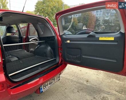 Красный Тойота РАВ 4, объемом двигателя 2.36 л и пробегом 200 тыс. км за 9999 $, фото 105 на Automoto.ua