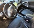 Красный Тойота РАВ 4, объемом двигателя 2 л и пробегом 270 тыс. км за 9500 $, фото 1 на Automoto.ua
