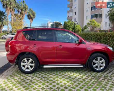 Красный Тойота РАВ 4, объемом двигателя 2 л и пробегом 190 тыс. км за 10000 $, фото 8 на Automoto.ua