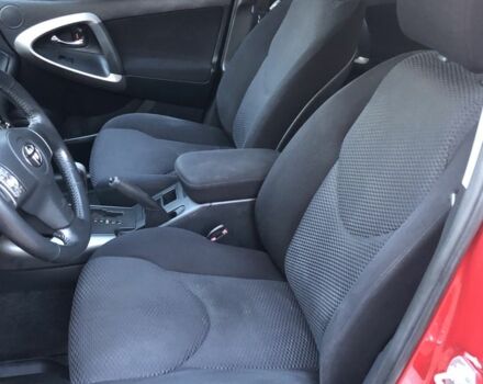 Красный Тойота РАВ 4, объемом двигателя 2 л и пробегом 232 тыс. км за 8999 $, фото 19 на Automoto.ua