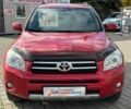 Красный Тойота РАВ 4, объемом двигателя 2 л и пробегом 229 тыс. км за 11400 $, фото 1 на Automoto.ua