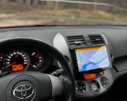 Красный Тойота РАВ 4, объемом двигателя 2 л и пробегом 131 тыс. км за 12999 $, фото 13 на Automoto.ua