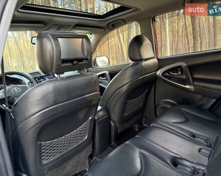 Красный Тойота РАВ 4, объемом двигателя 2 л и пробегом 174 тыс. км за 10999 $, фото 16 на Automoto.ua