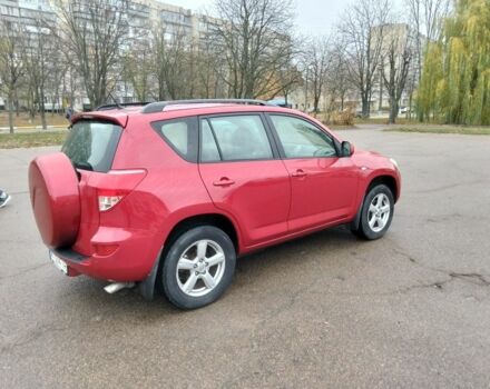 Красный Тойота РАВ 4, объемом двигателя 2 л и пробегом 240 тыс. км за 10500 $, фото 1 на Automoto.ua