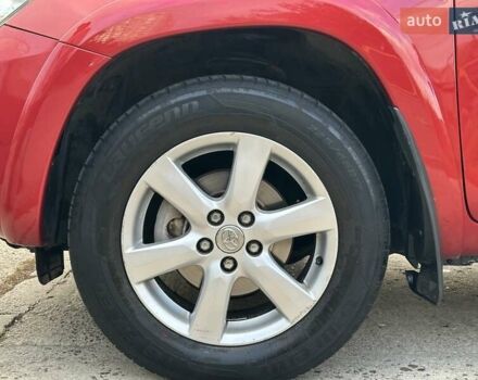 Красный Тойота РАВ 4, объемом двигателя 2.36 л и пробегом 200 тыс. км за 9999 $, фото 15 на Automoto.ua