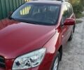 Красный Тойота РАВ 4, объемом двигателя 2 л и пробегом 194 тыс. км за 10500 $, фото 1 на Automoto.ua
