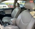 Червоний Тойота РАВ 4, об'ємом двигуна 2 л та пробігом 278 тис. км за 8990 $, фото 38 на Automoto.ua