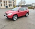 Красный Тойота РАВ 4, объемом двигателя 2 л и пробегом 240 тыс. км за 10500 $, фото 1 на Automoto.ua