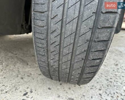 Красный Тойота РАВ 4, объемом двигателя 2.36 л и пробегом 200 тыс. км за 9999 $, фото 49 на Automoto.ua