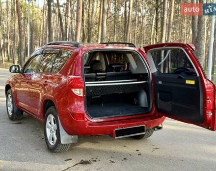 Красный Тойота РАВ 4, объемом двигателя 2 л и пробегом 174 тыс. км за 10999 $, фото 54 на Automoto.ua