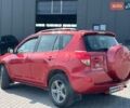 Червоний Тойота РАВ 4, об'ємом двигуна 2 л та пробігом 278 тис. км за 8990 $, фото 6 на Automoto.ua