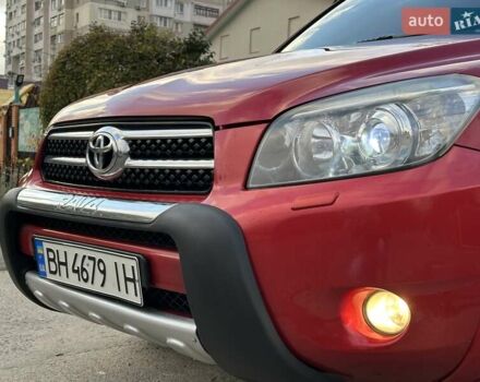 Красный Тойота РАВ 4, объемом двигателя 2.36 л и пробегом 200 тыс. км за 9999 $, фото 3 на Automoto.ua