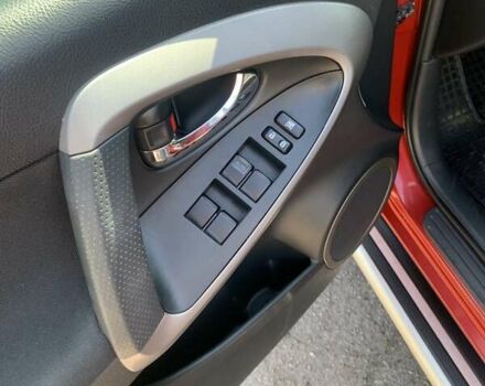 Красный Тойота РАВ 4, объемом двигателя 2 л и пробегом 229 тыс. км за 11200 $, фото 10 на Automoto.ua