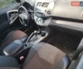 Червоний Тойота РАВ 4, об'ємом двигуна 2 л та пробігом 250 тис. км за 4650 $, фото 1 на Automoto.ua