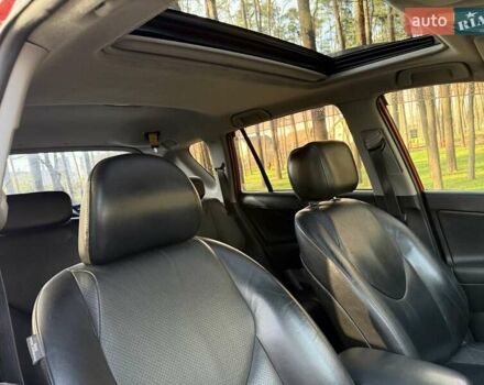 Красный Тойота РАВ 4, объемом двигателя 2 л и пробегом 174 тыс. км за 10999 $, фото 23 на Automoto.ua