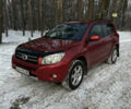 Красный Тойота РАВ 4, объемом двигателя 2 л и пробегом 303 тыс. км за 9300 $, фото 1 на Automoto.ua