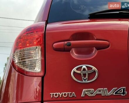 Красный Тойота РАВ 4, объемом двигателя 2.36 л и пробегом 200 тыс. км за 9999 $, фото 26 на Automoto.ua