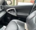 Красный Тойота РАВ 4, объемом двигателя 2.2 л и пробегом 200 тыс. км за 13900 $, фото 11 на Automoto.ua