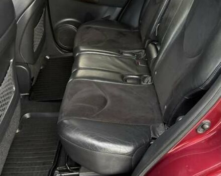 Красный Тойота РАВ 4, объемом двигателя 2 л и пробегом 137 тыс. км за 13699 $, фото 26 на Automoto.ua