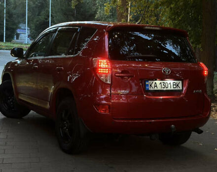 Красный Тойота РАВ 4, объемом двигателя 2.2 л и пробегом 212 тыс. км за 14999 $, фото 1 на Automoto.ua