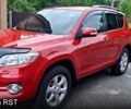 Красный Тойота РАВ 4, объемом двигателя 2 л и пробегом 142 тыс. км за 13300 $, фото 1 на Automoto.ua