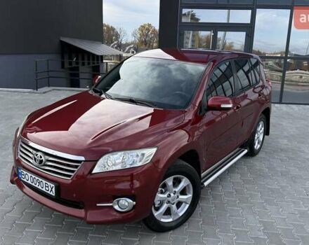 Красный Тойота РАВ 4, объемом двигателя 2 л и пробегом 137 тыс. км за 13699 $, фото 1 на Automoto.ua