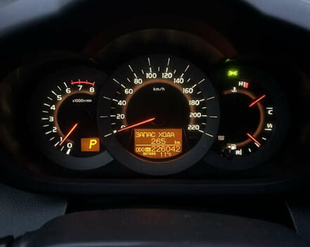 Червоний Тойота РАВ 4, об'ємом двигуна 1.99 л та пробігом 230 тис. км за 14000 $, фото 11 на Automoto.ua