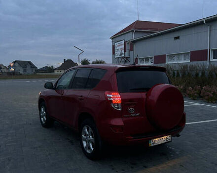 Червоний Тойота РАВ 4, об'ємом двигуна 1.99 л та пробігом 230 тис. км за 14000 $, фото 5 на Automoto.ua