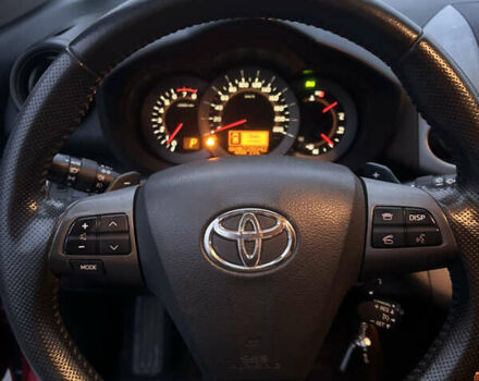 Червоний Тойота РАВ 4, об'ємом двигуна 1.99 л та пробігом 230 тис. км за 14000 $, фото 10 на Automoto.ua