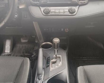 Красный Тойота РАВ 4, объемом двигателя 2.49 л и пробегом 172 тыс. км за 16490 $, фото 11 на Automoto.ua