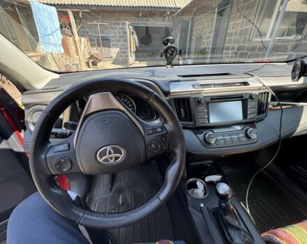 Красный Тойота РАВ 4, объемом двигателя 2 л и пробегом 228 тыс. км за 14000 $, фото 4 на Automoto.ua