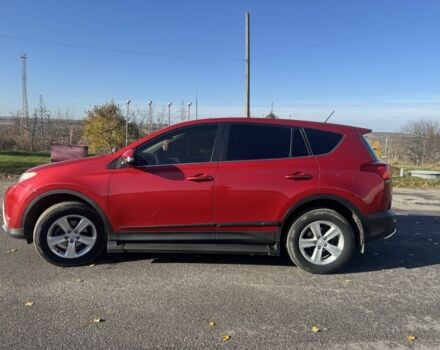 Красный Тойота РАВ 4, объемом двигателя 0 л и пробегом 137 тыс. км за 15700 $, фото 2 на Automoto.ua