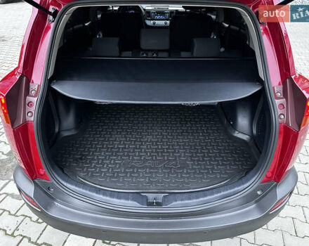 Червоний Тойота РАВ 4, об'ємом двигуна 2.23 л та пробігом 73 тис. км за 21900 $, фото 13 на Automoto.ua