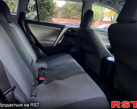 Красный Тойота РАВ 4, объемом двигателя 2.5 л и пробегом 206 тыс. км за 15200 $, фото 11 на Automoto.ua