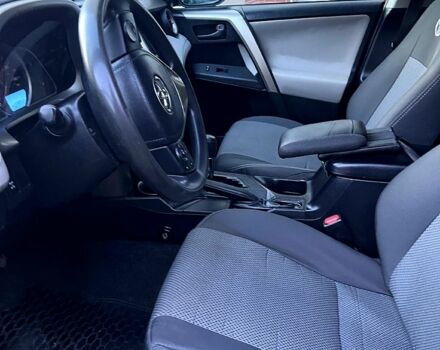 Красный Тойота РАВ 4, объемом двигателя 2.5 л и пробегом 206 тыс. км за 15200 $, фото 9 на Automoto.ua