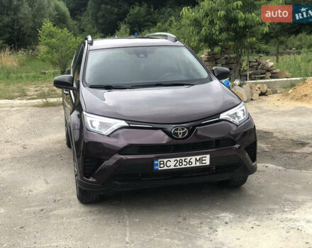 Красный Тойота РАВ 4, объемом двигателя 2.49 л и пробегом 98 тыс. км за 17400 $, фото 1 на Automoto.ua