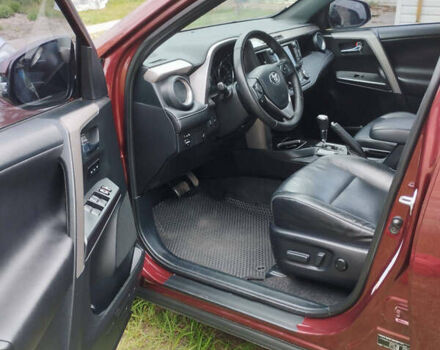 Червоний Тойота РАВ 4, об'ємом двигуна 2.2 л та пробігом 126 тис. км за 22500 $, фото 4 на Automoto.ua