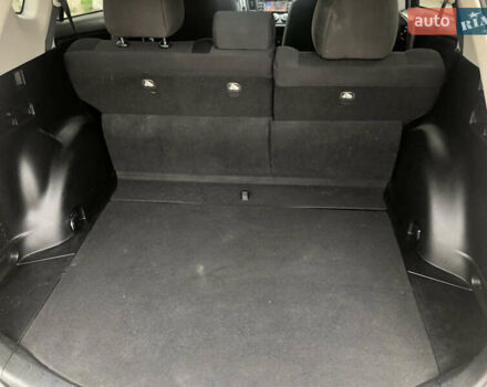 Красный Тойота РАВ 4, объемом двигателя 2.49 л и пробегом 98 тыс. км за 17400 $, фото 12 на Automoto.ua