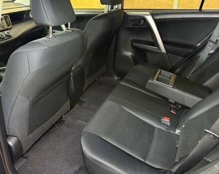 Червоний Тойота РАВ 4, об'ємом двигуна 2.49 л та пробігом 90 тис. км за 18500 $, фото 7 на Automoto.ua