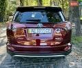 Червоний Тойота РАВ 4, об'ємом двигуна 2.49 л та пробігом 220 тис. км за 22999 $, фото 4 на Automoto.ua