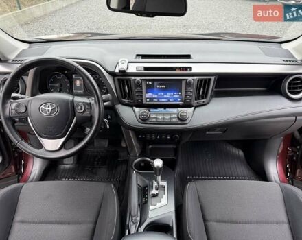 Красный Тойота РАВ 4, объемом двигателя 2.23 л и пробегом 112 тыс. км за 23500 $, фото 34 на Automoto.ua